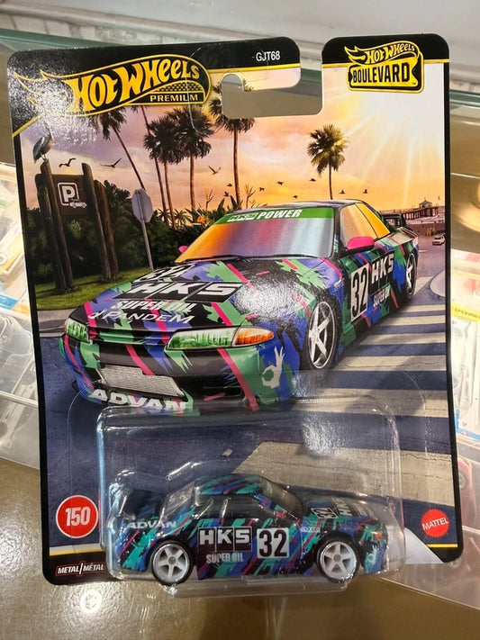 Pandem HKS r32 gtr